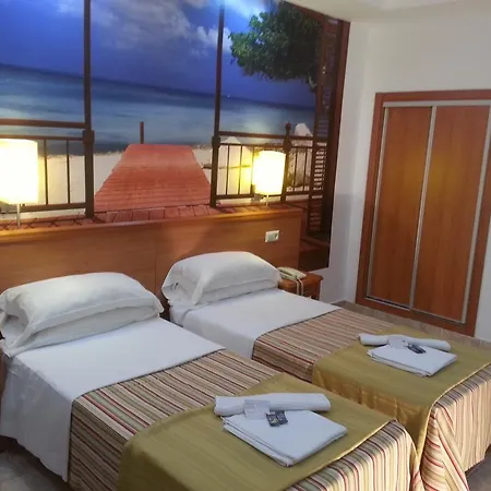Vedra Hotel *