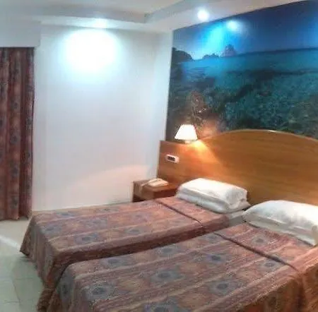 Vedra Hotel *